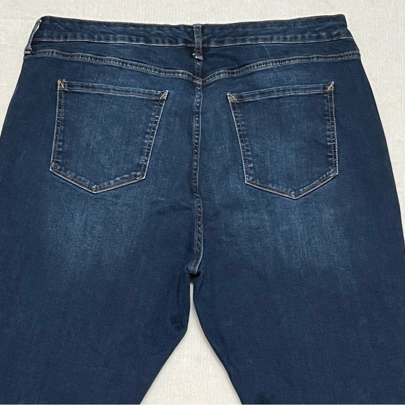 A.N.A A New Approach High Rise Flare Jeans - Picture 8 of 10